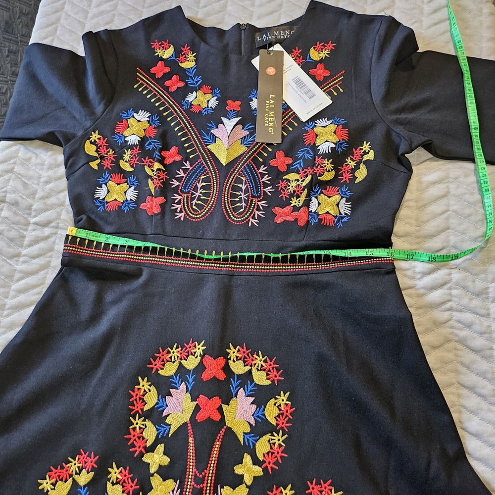 Lai Meng Five Cats Artsy Popover Embroidered Floral Fit Flare Womens Size L NWT - Picture 8 of 16
